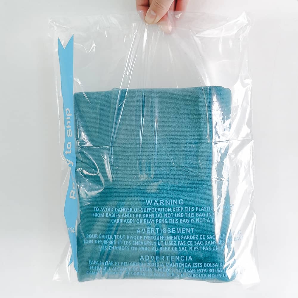 Strong Self Seal Clear Poly Bags with Suffocation Warning, 11"x14"